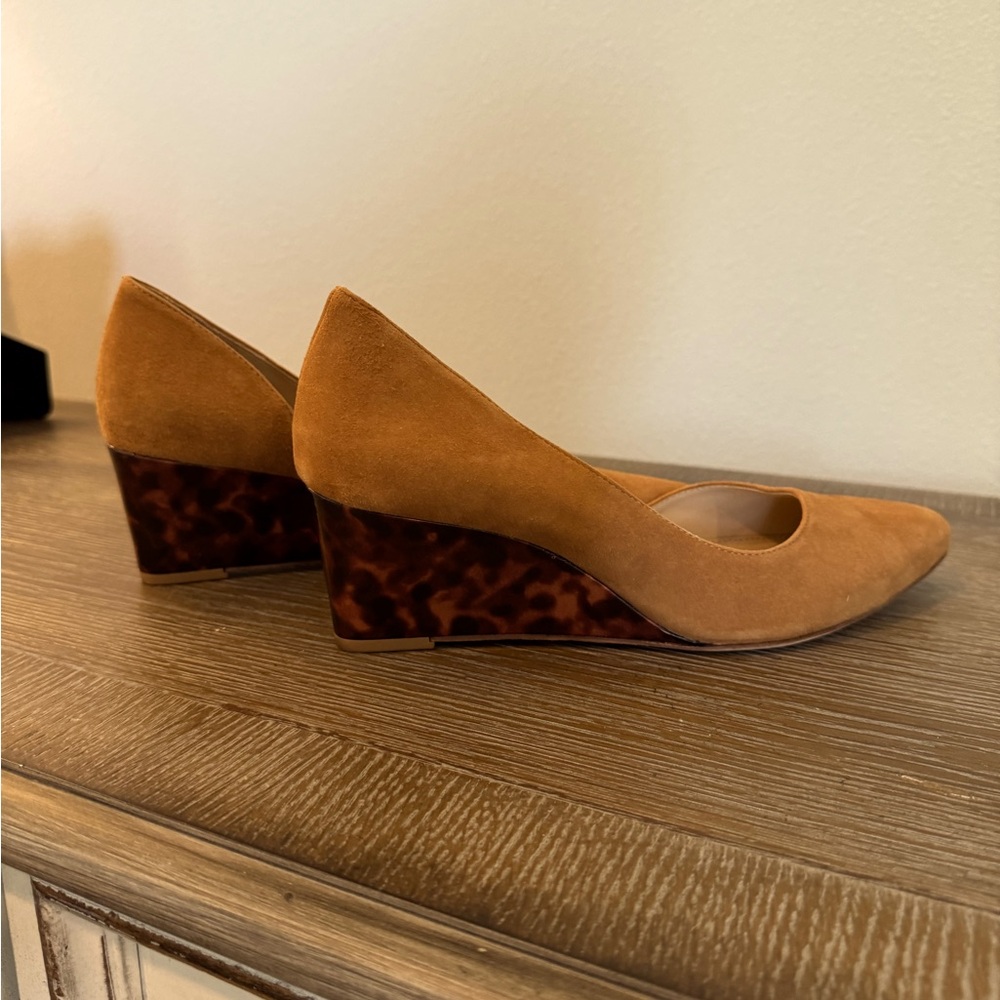Antonio Melani Wedge Heels Size 8